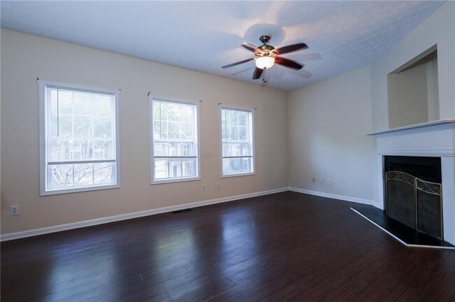 Building Photo - 790 Celeste Ln