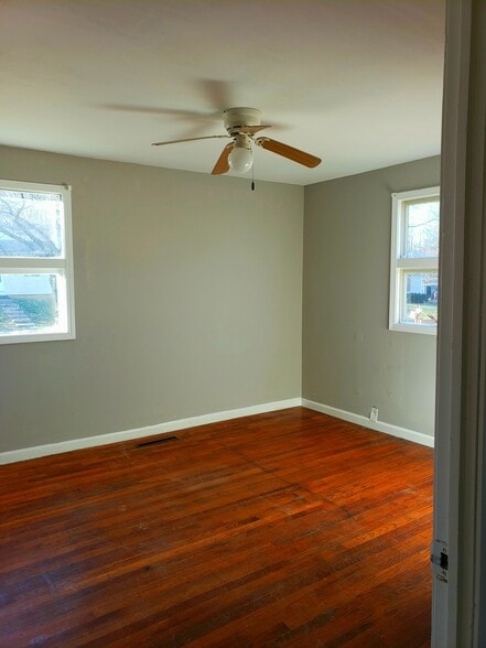 Building Photo - 4501 N Tracy Ave