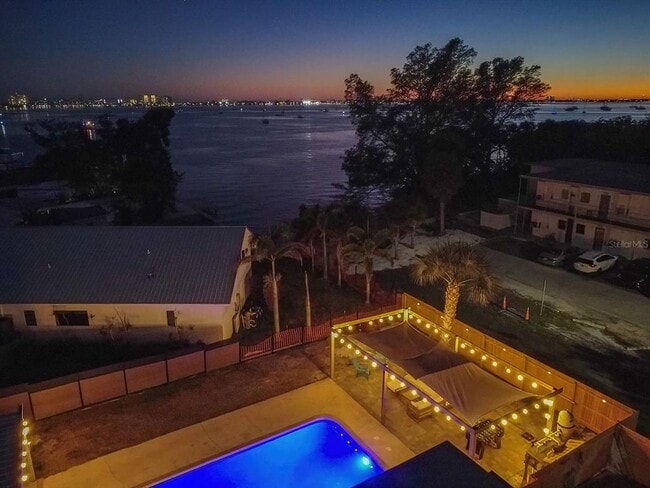 Building Photo - 4739 Baywood Point S