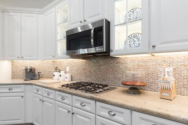 Building Photo - 9131 Cattail Run