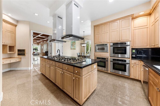Building Photo - 779 Coral Tree Way