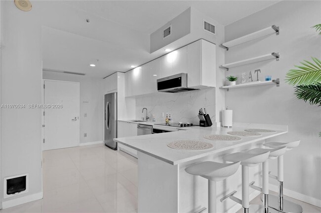 Building Photo - 60 SW 13th St