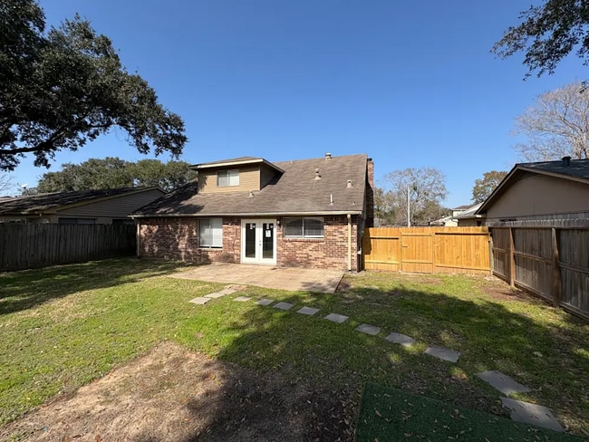 Building Photo - 22508 Red River Dr