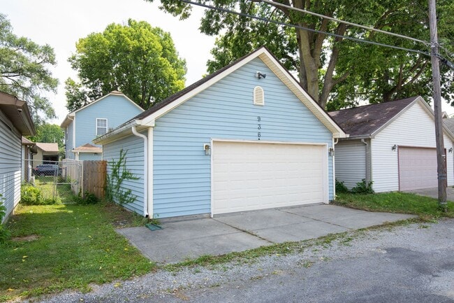 Building Photo - 936 Camp St