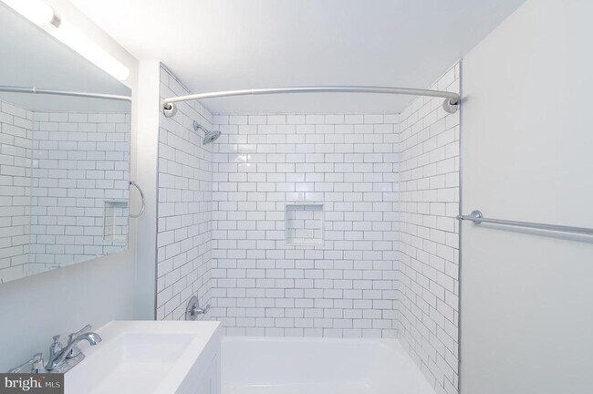 Building Photo - 1545 18th St NW