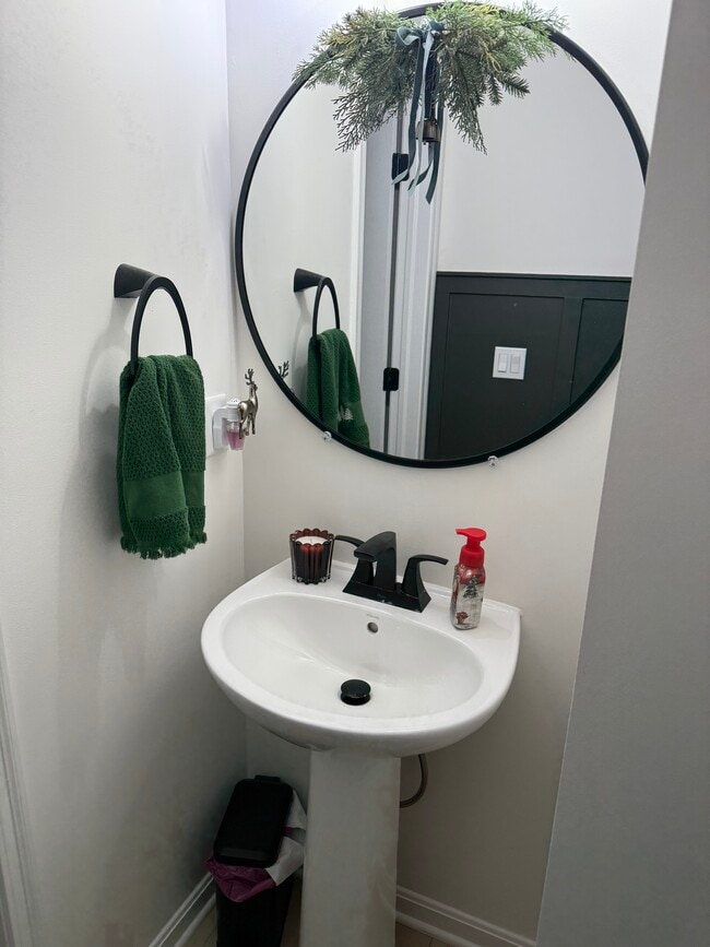 Building Photo - 7481 Autumn Joy Ave