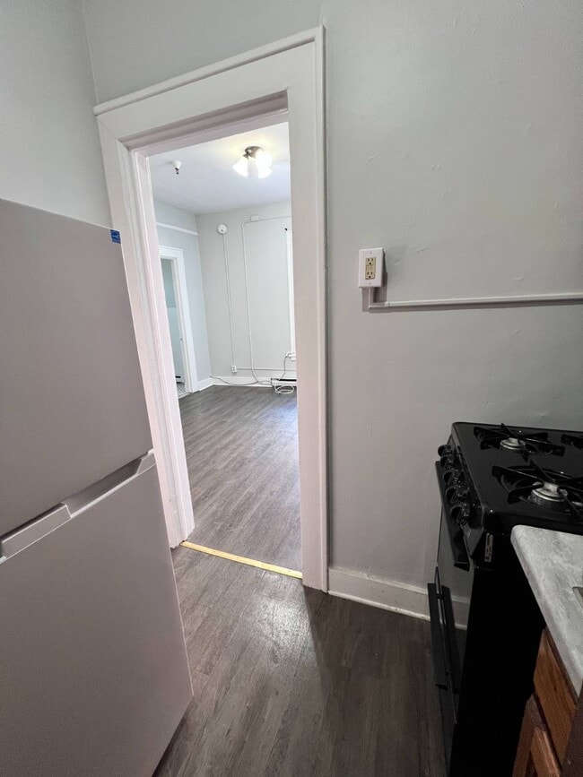 Building Photo - 132 Jay St