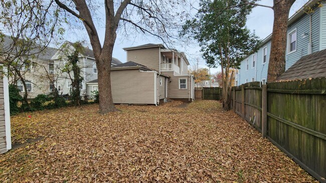 Building Photo - Lamberts Point