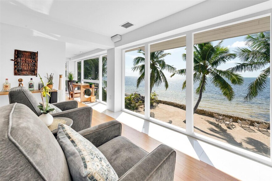 Building Photo - 60 Ocean Front Dr