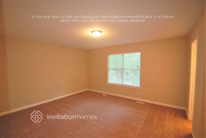 Building Photo - 6317 Mitchell Creek Dr