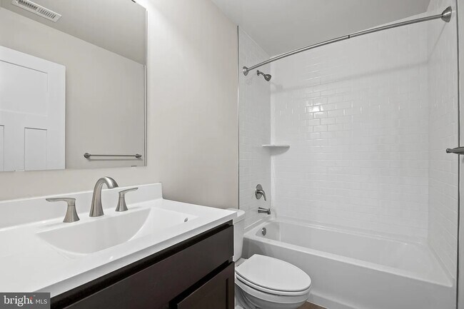 Building Photo - 79 Elmiraj Ct