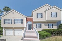 Building Photo - 5725 Newnan Cir