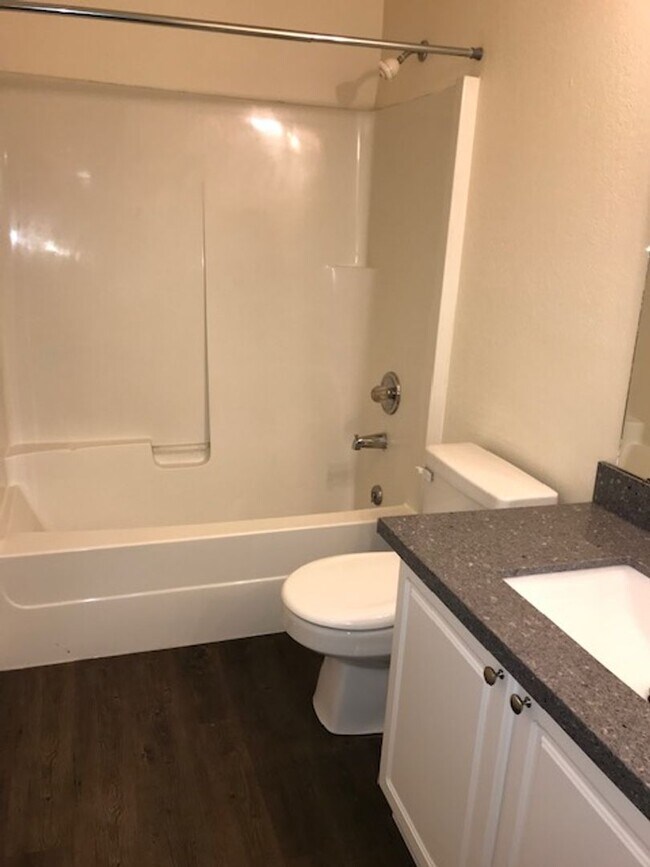 Interior Photo - Oak Tree