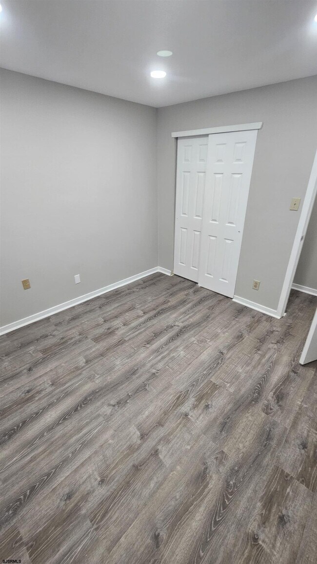 Building Photo - 184 Heather Croft