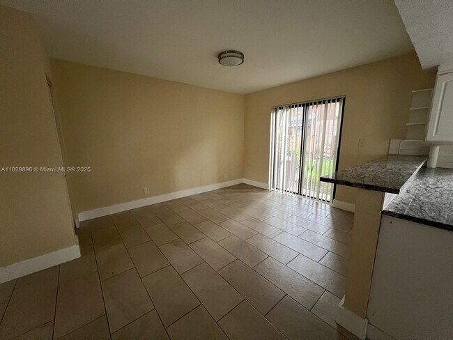 Building Photo - 38 Wimbledon Lakes Dr