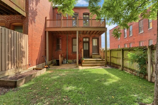 Building Photo - 2303 Shenandoah Ave