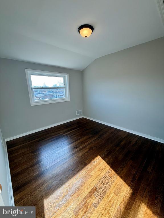 Building Photo - 3413 Wallford Dr