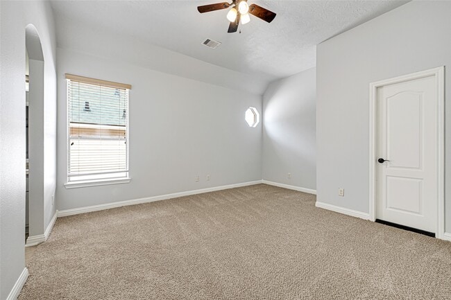 Building Photo - 28214 Churchill Ct