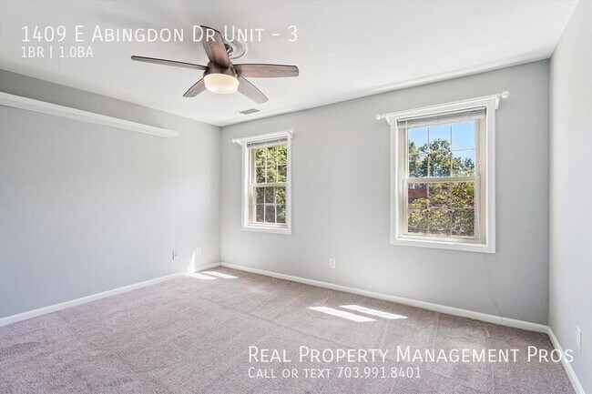 Building Photo - 1409 E Abingdon Dr