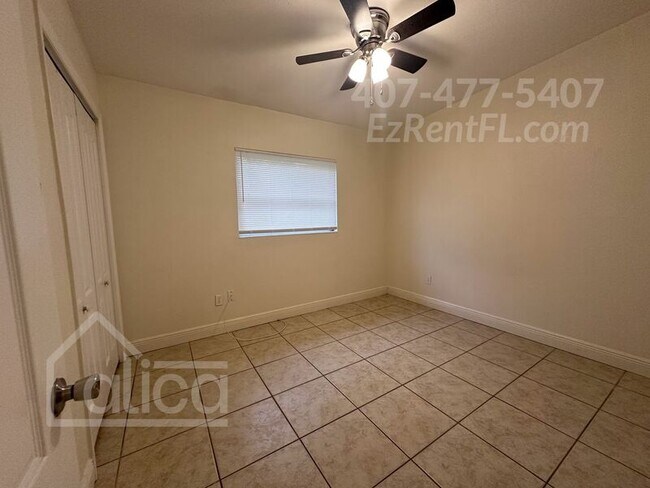 Building Photo - 3392 Bougainvillea Dr