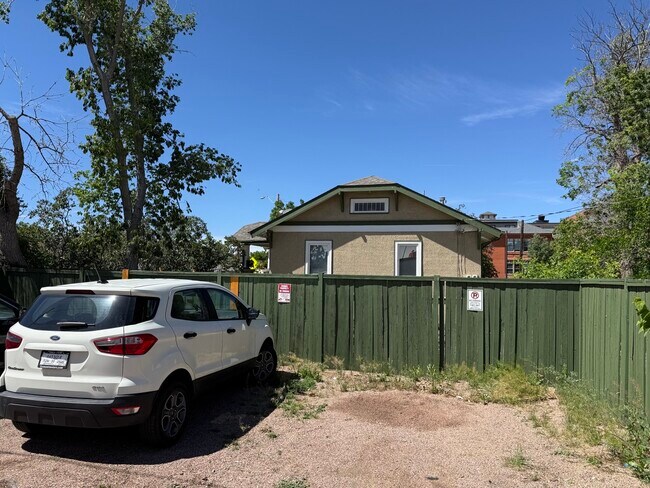 Building Photo - 804 11th Ave