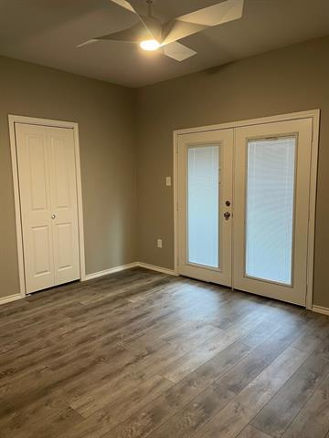 Building Photo - 220 Samuel Blvd