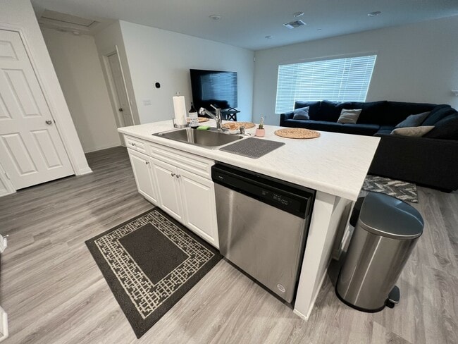 Building Photo - 27779 Via Santa Catarina