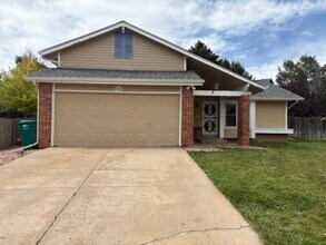 Building Photo - Ranch with finished basement in Ridgeview ...