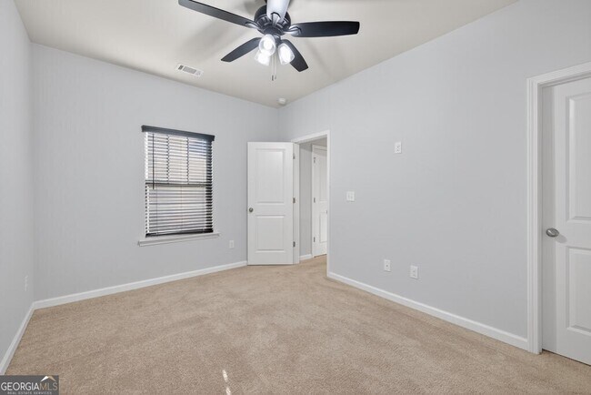 Building Photo - 118 Hardy Water Dr SE