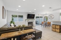 Building Photo - 228 Hill Ranch Dr