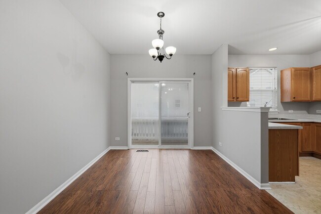 Building Photo - 1464 Cambria Dr