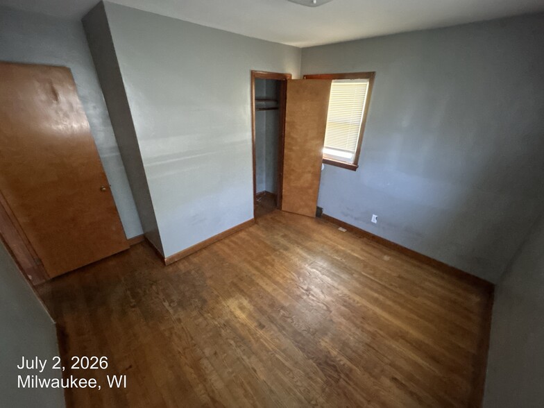 Building Photo - 4468 N 65th St