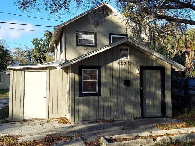 Building Photo - 3635 16th Ave S