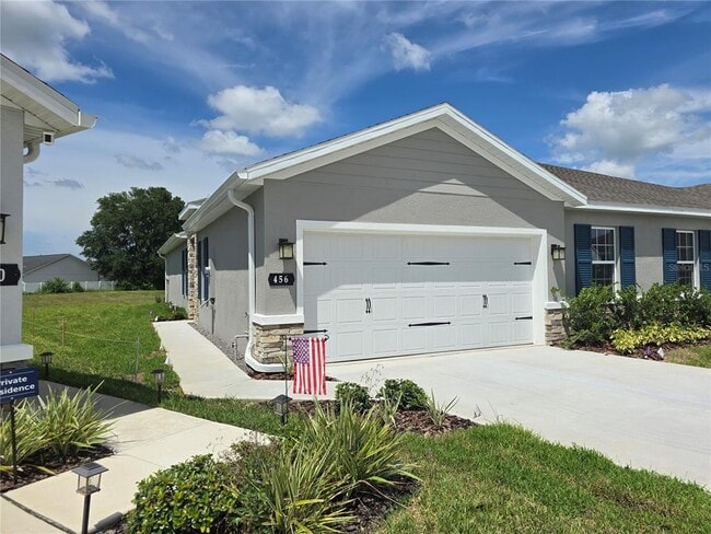 Primary Photo - 456 Voltaire Dr