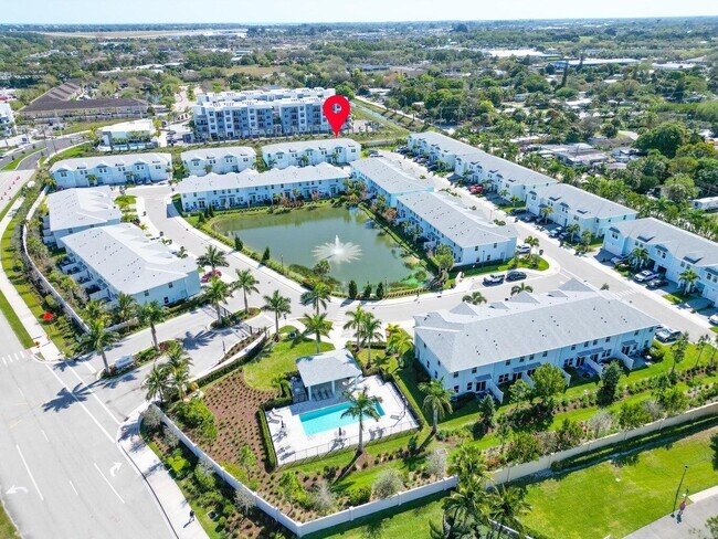 Building Photo - 359 Angler Dr