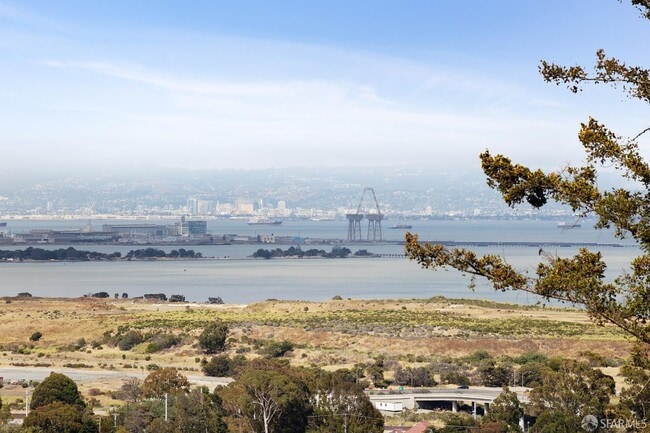 Building Photo - 316 Humboldt Rd