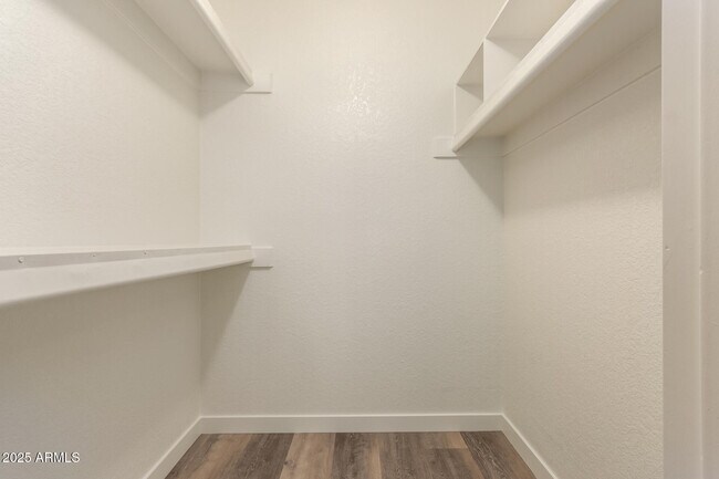 Building Photo - 16043 N 30th Ave