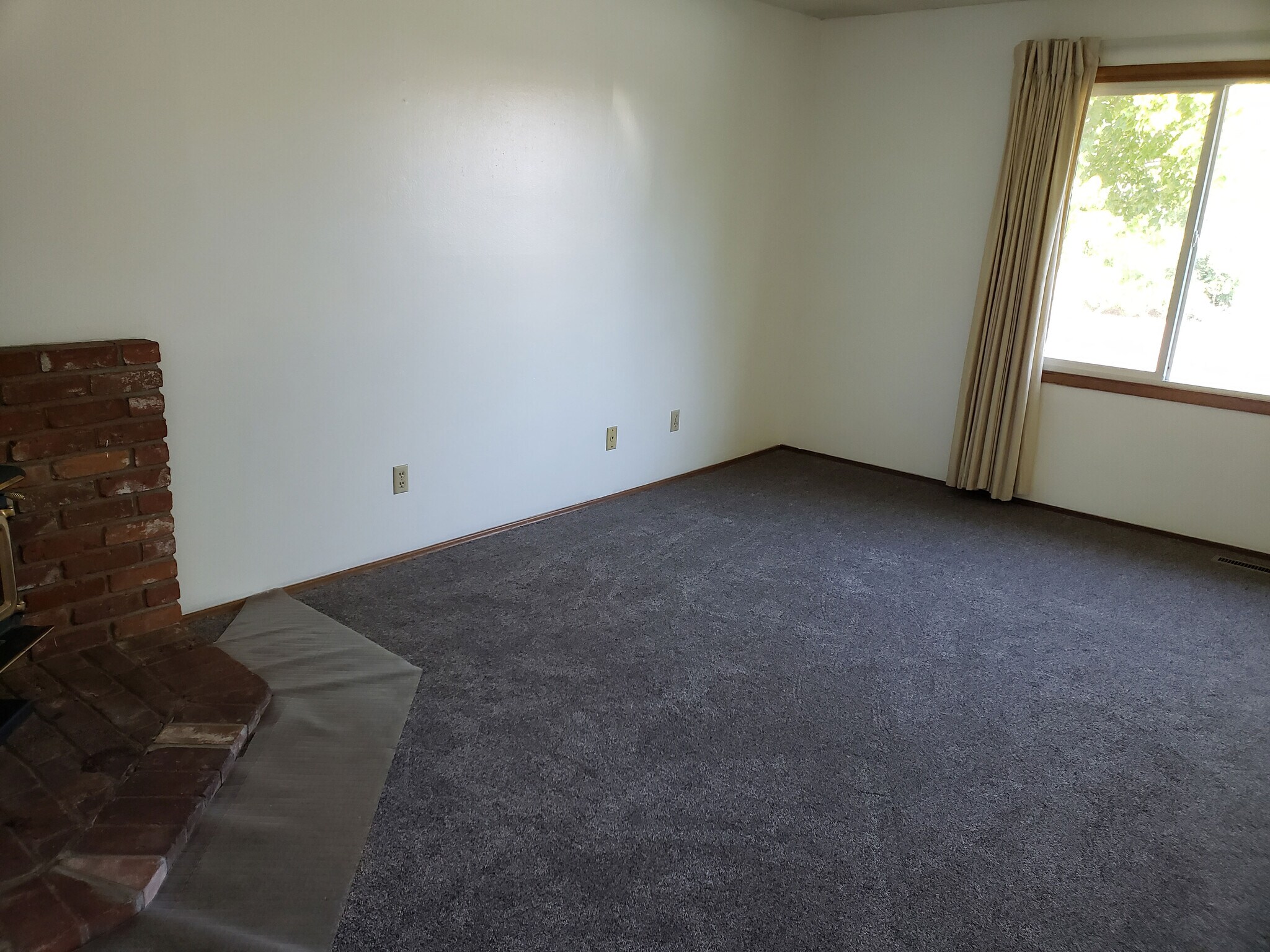 Living Room - 12202 E 10th Ave