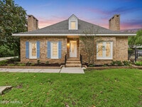 Building Photo - 523 Esplanade Dr