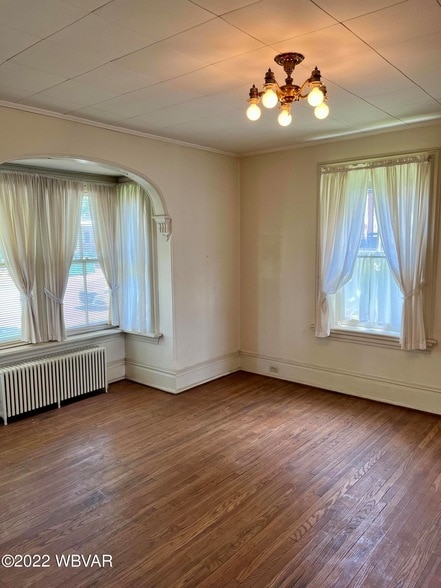 Building Photo - 336 Hastings St