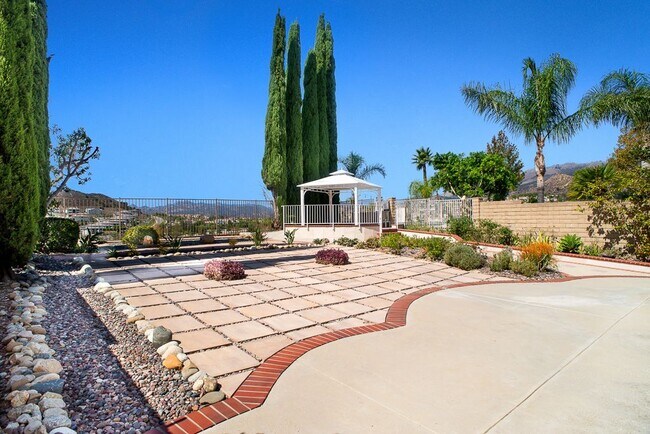 Building Photo - 12021 Falcon Crest Way
