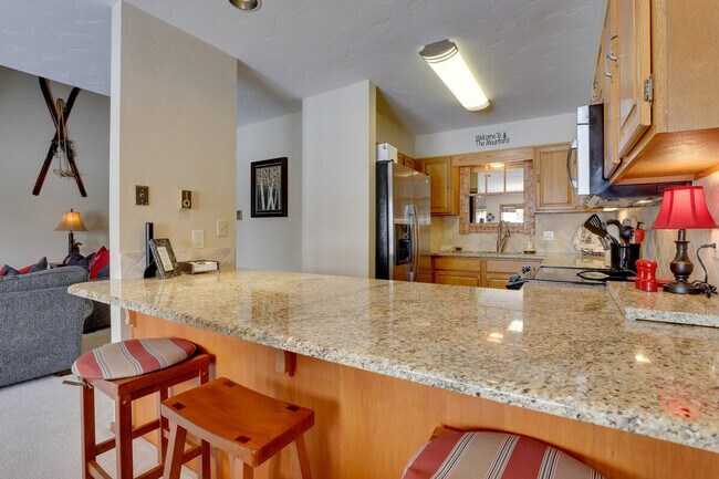 Building Photo - 282 Elk Ln