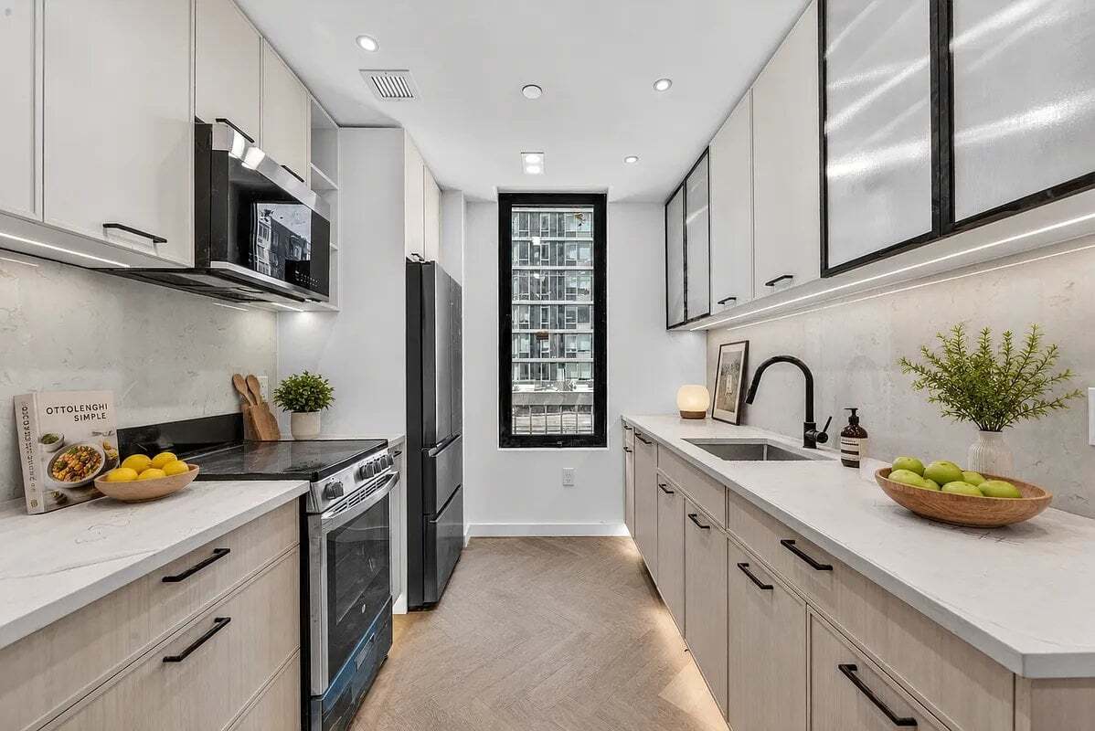 Building Photo - 104 Fleet Pl
