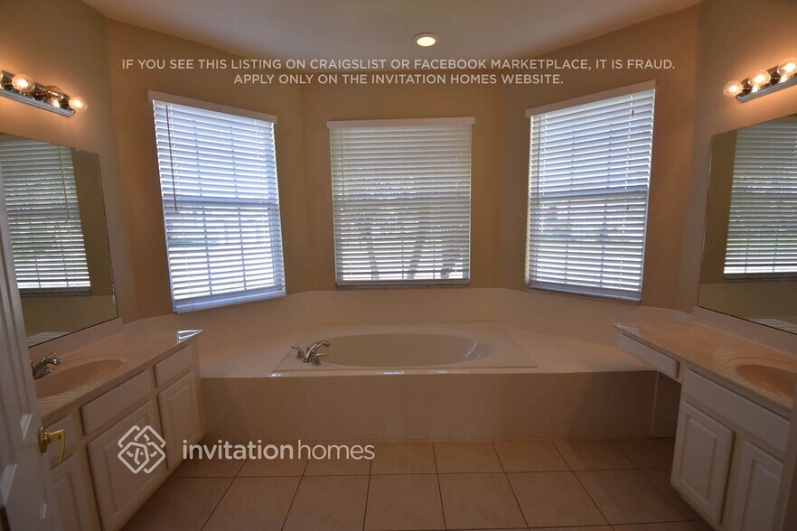 Building Photo - 2603 Maggiore Cir
