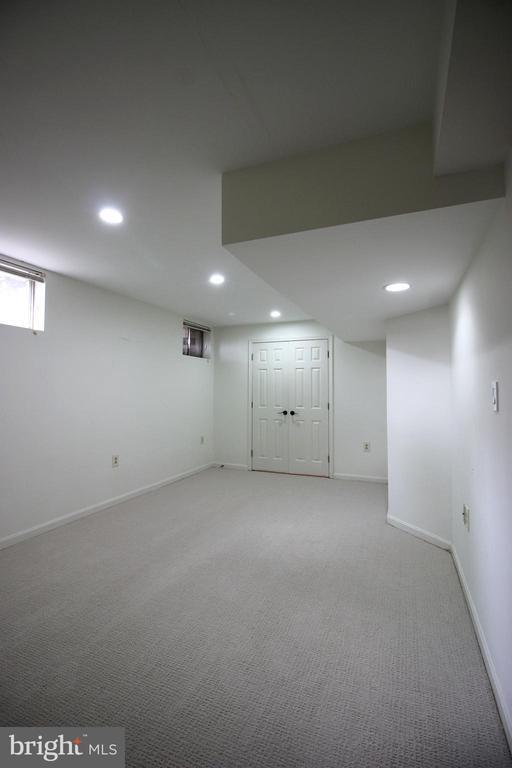 Building Photo - 14015 Wood Rock Way