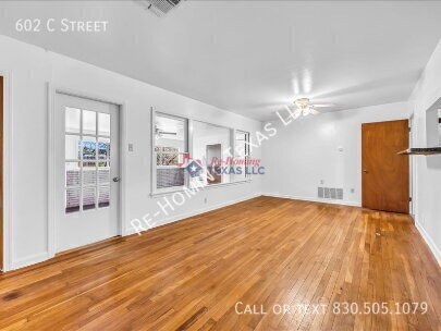 Building Photo - 602 C St