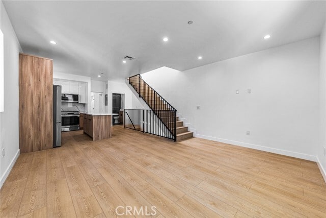 Building Photo - 1376 Edgecliffe Dr