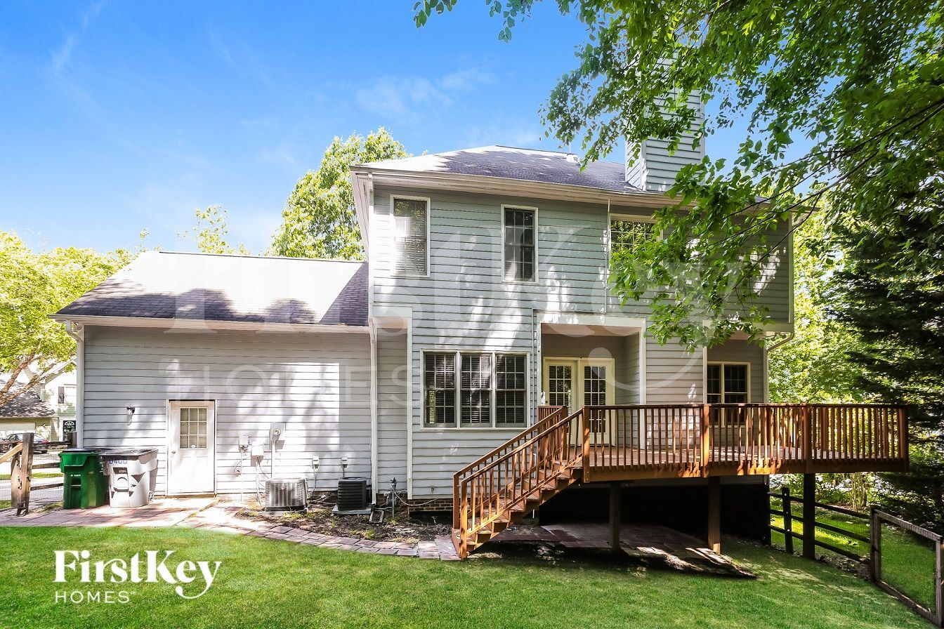 Building Photo - 10400 Hellebore Rd