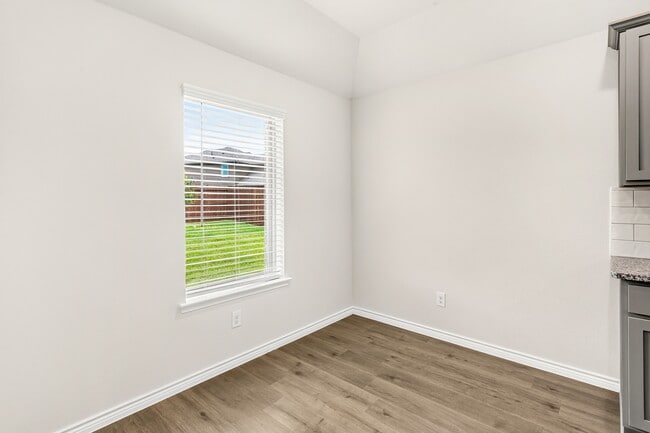 Building Photo - 9808 High Banker Dr