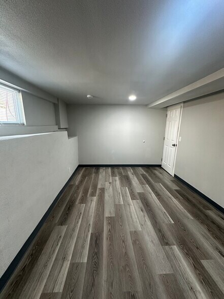 Building Photo - 2339 Van Ness Ave